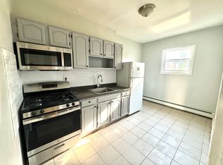 398 Baldwin Ave #2C, Jersey City, NJ 07306