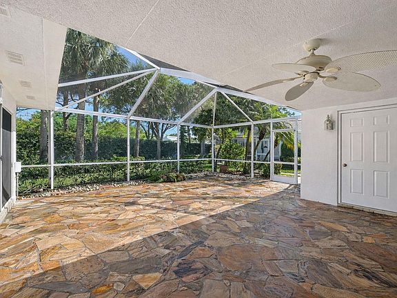 4th image of 4202 Water Oak Court