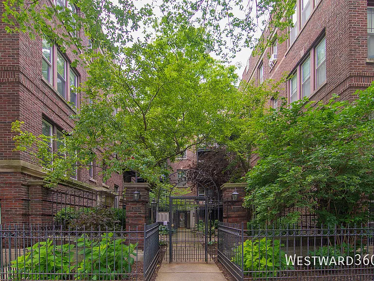 3642 N Pine Grove Ave #1K — Photo 13