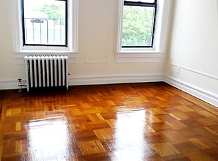 8915 102nd St APT B4, Richmond Hill, NY 11418