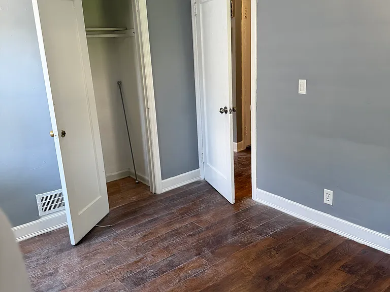 28 7th Ave #2 — Photo 9