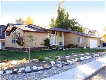 1st image of 3882 S Congress Dr