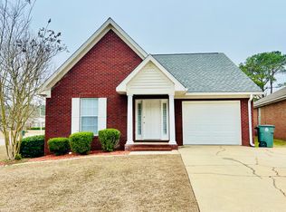 106 Spyglass Rd, Dothan, AL 36305