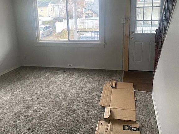 4th image of 111 Jones St