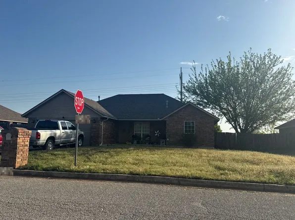 456 Timberidge Rd, Harrah, OK 73045