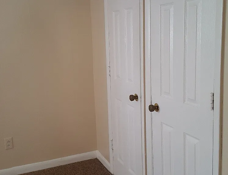 627 Longview St #4 — Photo 6