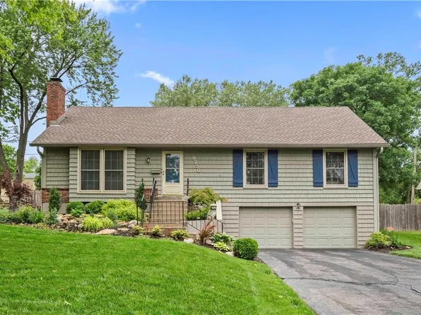 8750 Widmer Rd, Lenexa, KS 66215