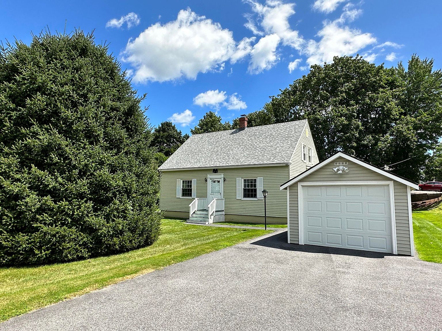 33 May Street, Biddeford, ME 04005 Zillow