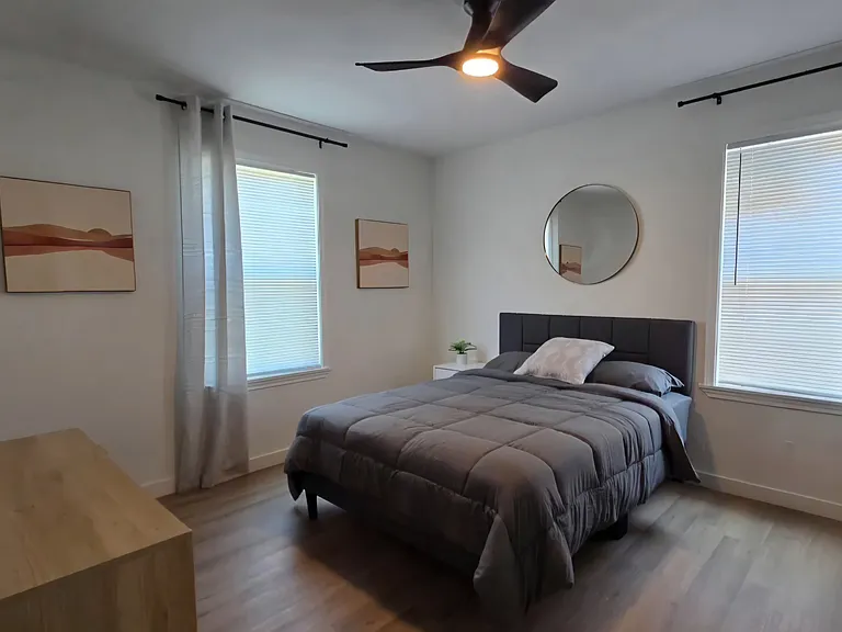2826 Post Oak Rd — Photo 11