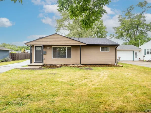 207 Pryor Ave, Tonawanda, NY 14150