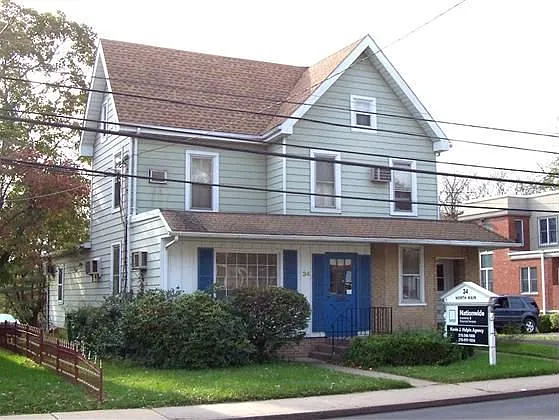 34 N Main St photo 1