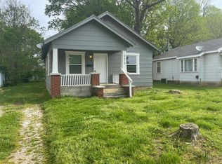 1675 E Blaine St, Springfield, MO 65803