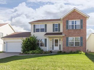 5 Lexis Ct, Bloomington, IL 61704