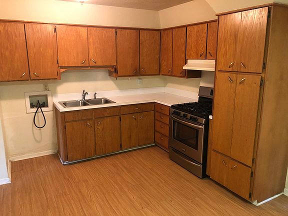 Kitchen (washing machine hookup to left of sink)