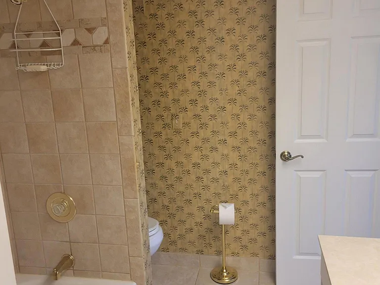 879 Meadowland Dr #K — Photo 14