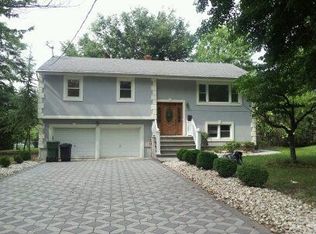 254 W 1st St, Edison, NJ