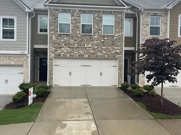 2230 Mulsanne Dr, Lithonia, GA 30058