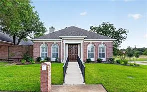 4728 Stonebriar Cir — Photo 1
