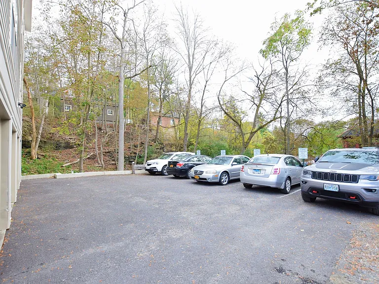 707 E Seneca St. — Photo 26