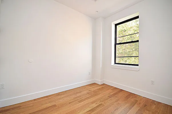 Rented by Simply Brooklyn Realty Inc | media 4