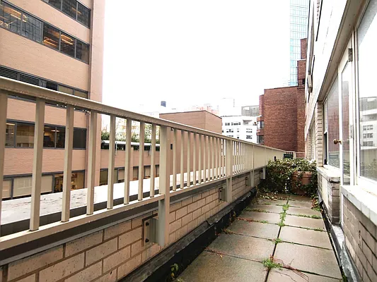 Rented by Keller Williams NYC | media 26