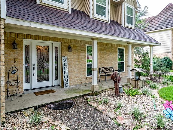 3rd image of 13007 Elmington Dr