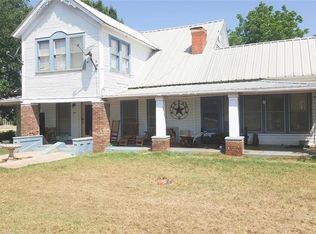 340 Kane St, Moran, TX 76464