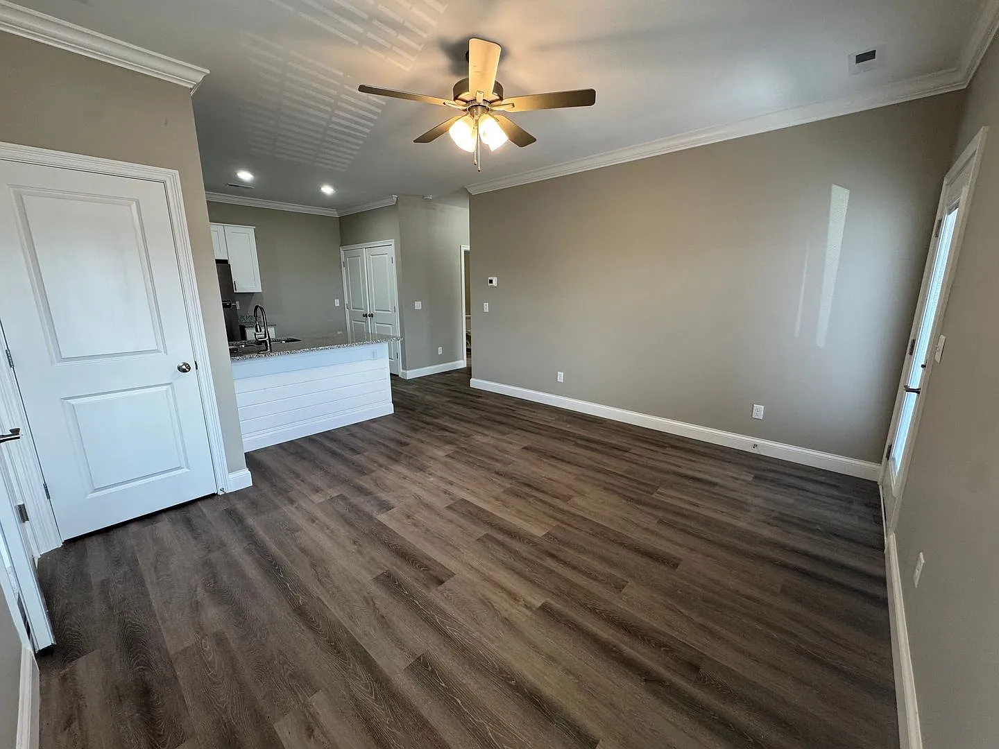 714 Ivy Branch — Photo 3