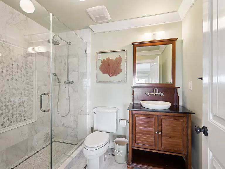 902 Dune Rd — Photo 19