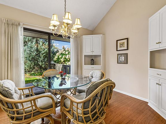 4th image of 17835 Tioga Trl