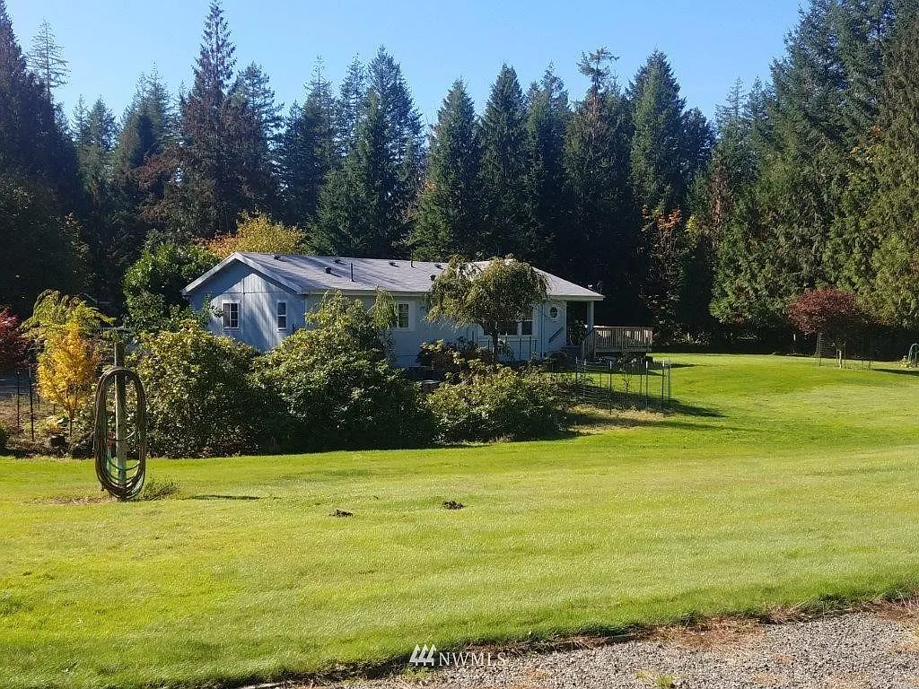 238 A Baker Road photo 1
