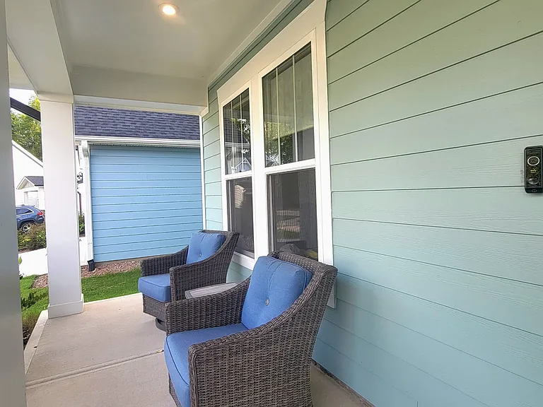 112 Roundview Ct — Photo 6