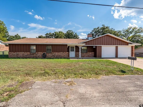 13791 Maple Dr, Tyler, TX 75709