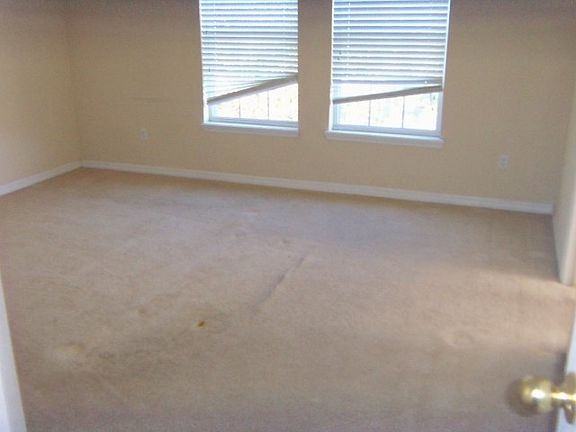 5th image of 10758 Garden Lily Dr