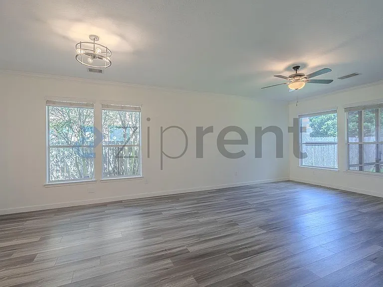 4460 Gran Canary Dr — Photo 6