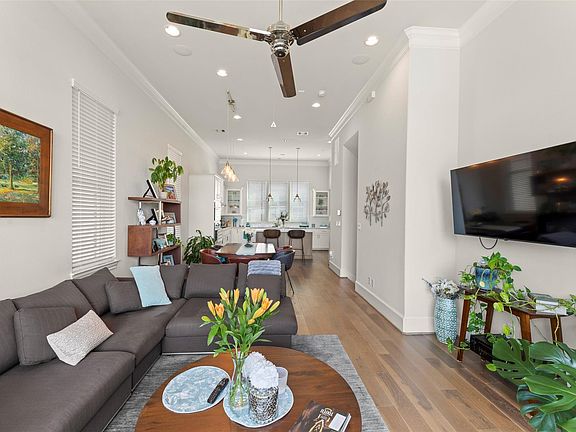 5th image of 6035 Matthew Oaks Pl