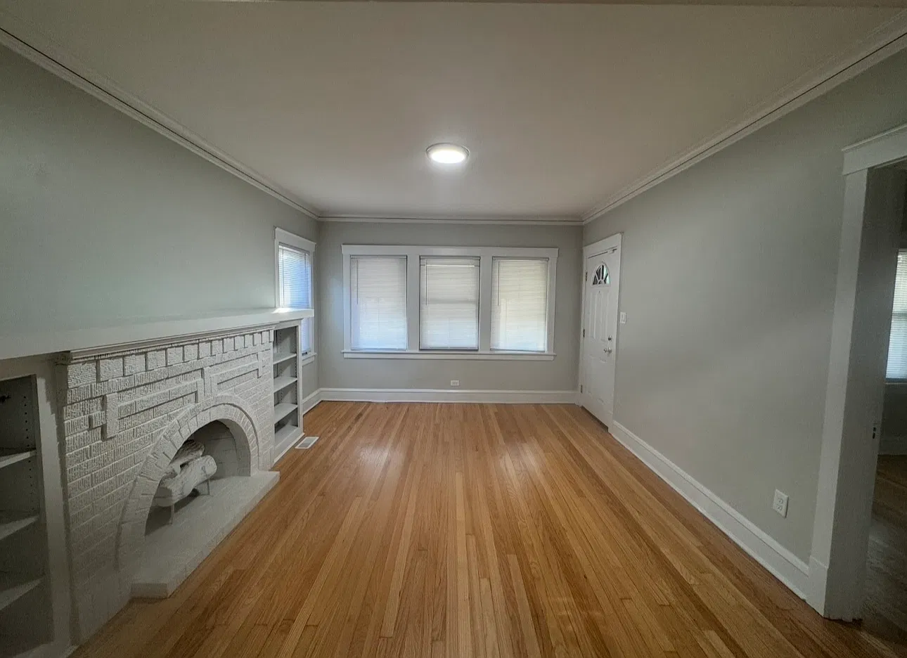 5 bed, 1095 sqft, $3,500 — Photo 3