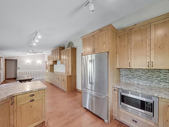5th image of 24826 Panama Ave