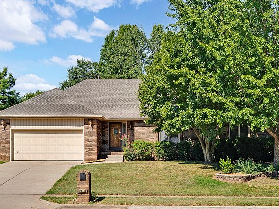 2nd image of 3447 S Valley View Avenue
