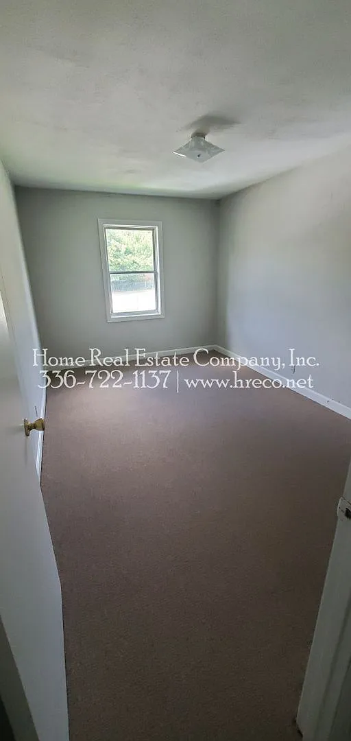 Cambridge Apartments | 617 W. 23rd Street Apt D — Photo 4