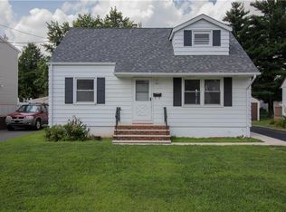 15 Tyler Ave, Carteret, NJ 07008