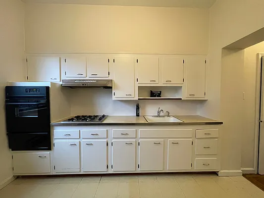 Rented by Compass | media 43