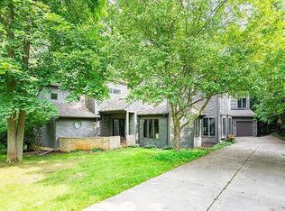 450 Huntington Dr APT B, Ann Arbor, MI