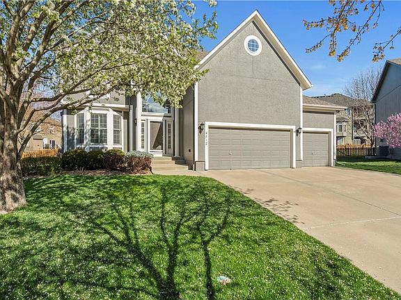 3rd image of 4812 W 158th Pl