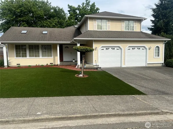 242 Oakesdale Avenue SW, Renton, WA 98057