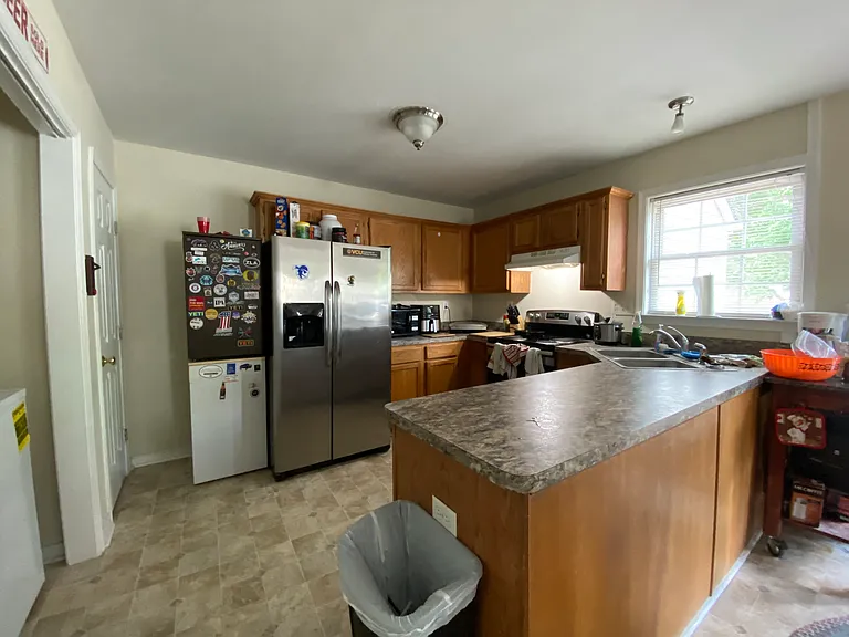 1608 Wallace St — Photo 18