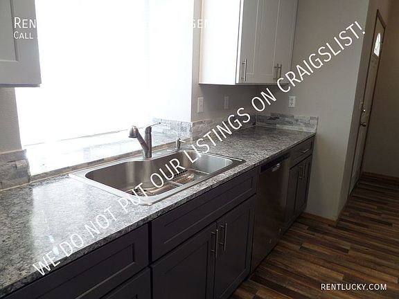 4th image of 620 10th St SE Unit B