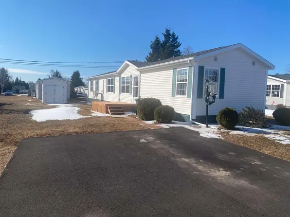31 Cray Ave, Summerside, PE C1N 6R4