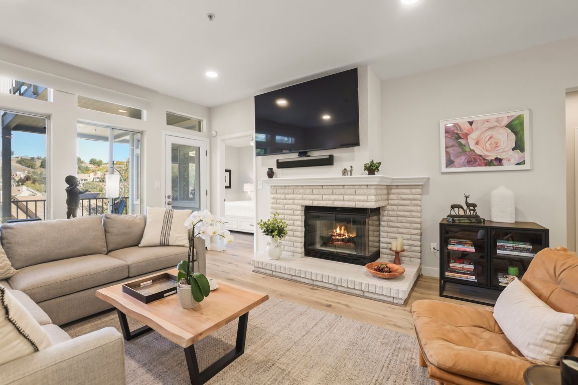 next background image