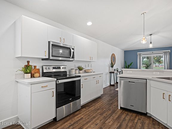 5th image of 8456 Mizell Dr
